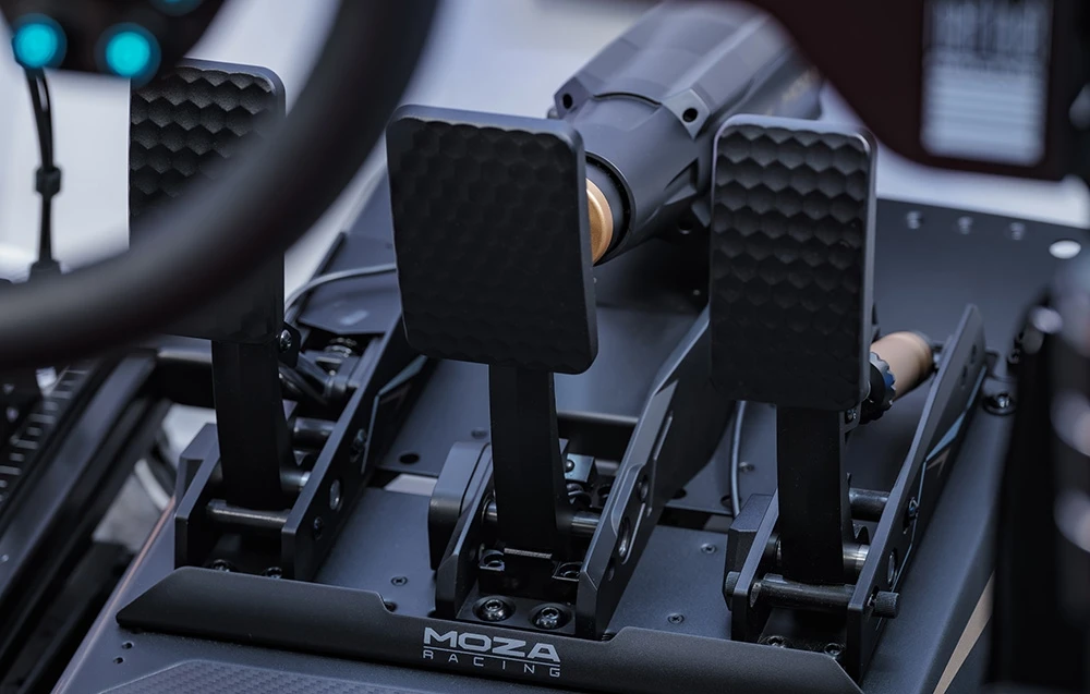 „Moza Racing mBooster RS076“ aktyvus universalus pedalas (PC) aprašymas - Prekės nuotrauka „Moza Racing mBooster RS076“ aktyvus universalus pedalas (PC) aprašymas - Prekės nuotrauka