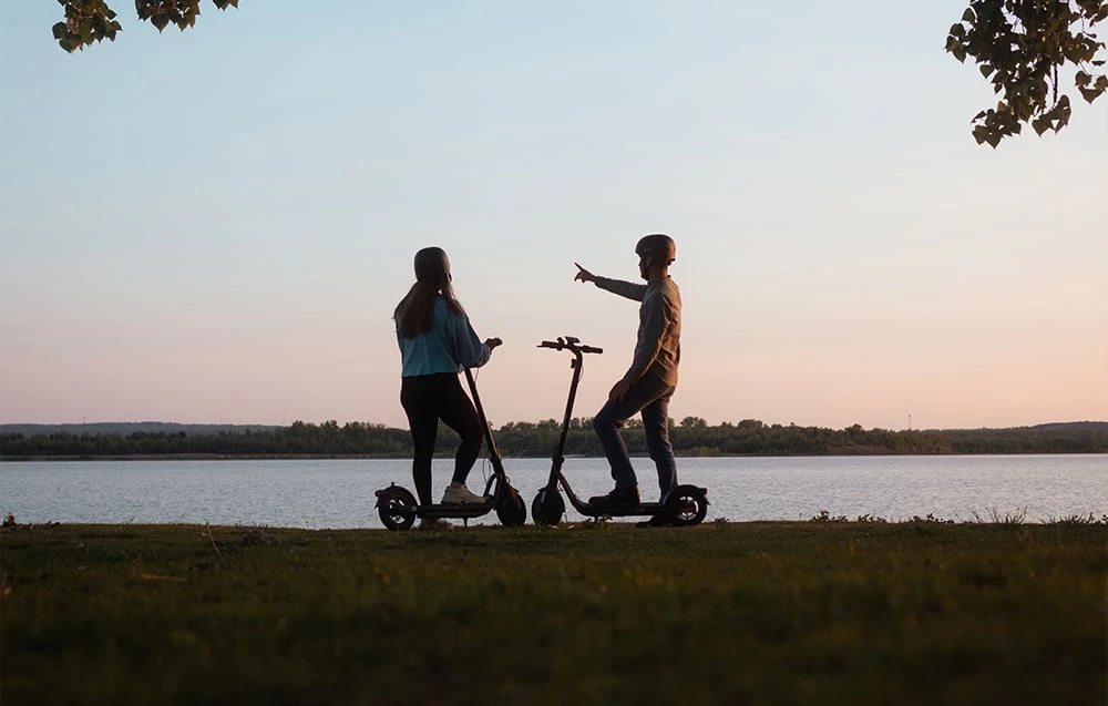 NAVEE V25i Pro electric scooter aprašymas - Prekės nuotrauka NAVEE V25i Pro electric scooter aprašymas - Prekės nuotrauka