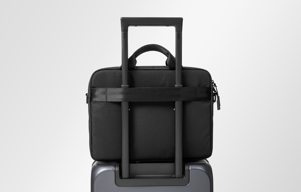 TOMTOC Navigator-A33 laptop shoulder bag 16 TOMTOC Navigator-A33 laptop shoulder bag 16