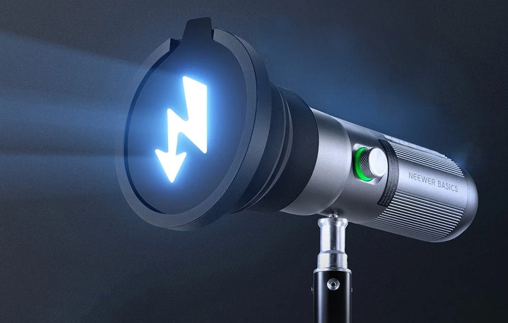 Nešiojamas fotografavimo LED žibintuvėlis NEEWER BASICS FL10 aprašymas - Prekės nuotrauka
