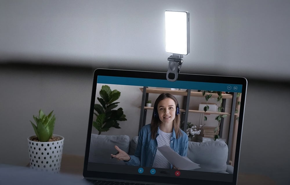 „Clip-on“ asmenukių LED lemputė NEEWER BL120B aprašymas - Prekės nuotrauka