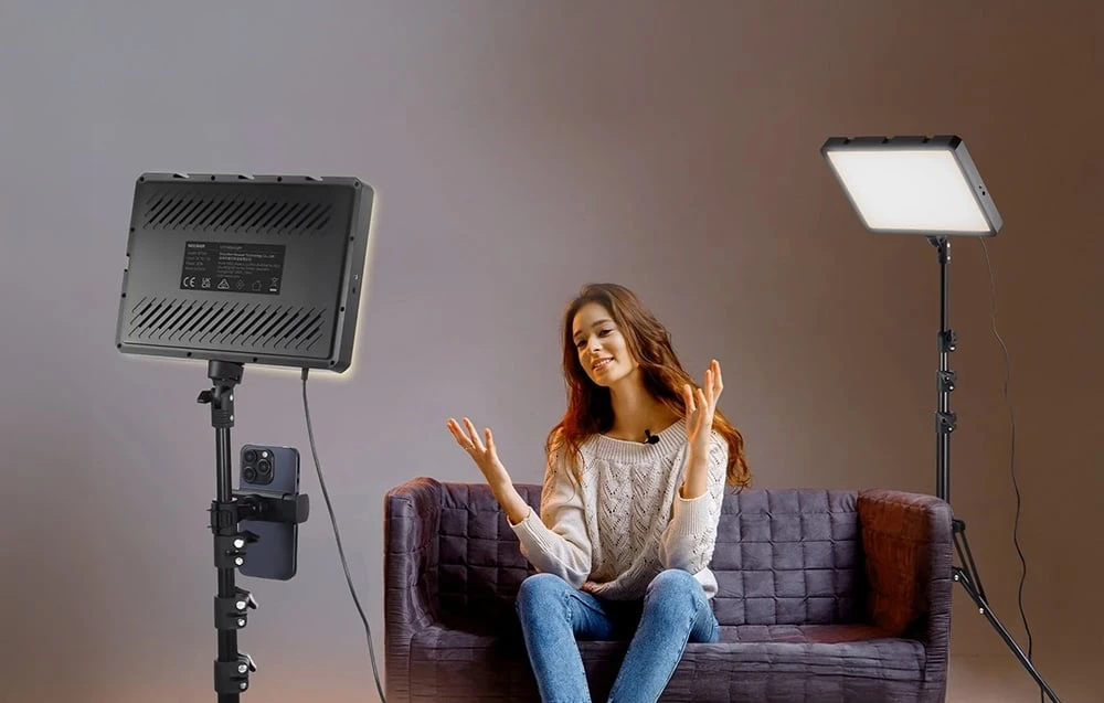 „Neewer BP300“ studijos komplektas su dviem LED šviestuvais + trikojiais + telefono laikikliais aprašymas - Prekės nuotrauka