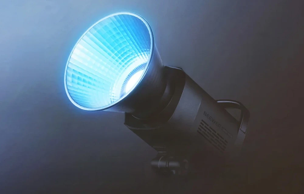 NEEWER CB60 RGB 70W LED Studio Light, CRI 97+ aprašymas - Prekės nuotrauka