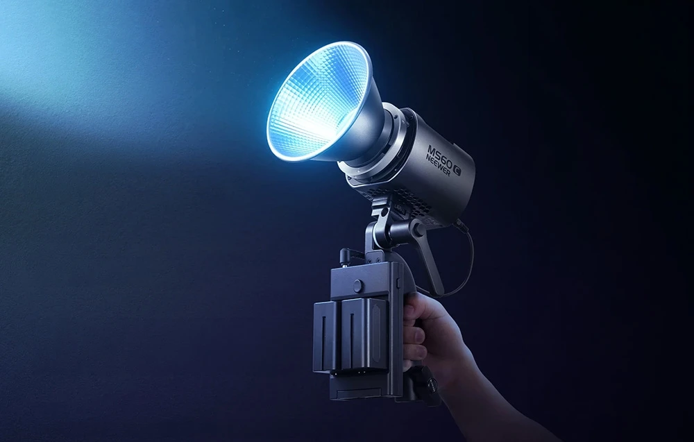 Neewer MS60C RGB LED Light aprašymas - Prekės nuotrauka