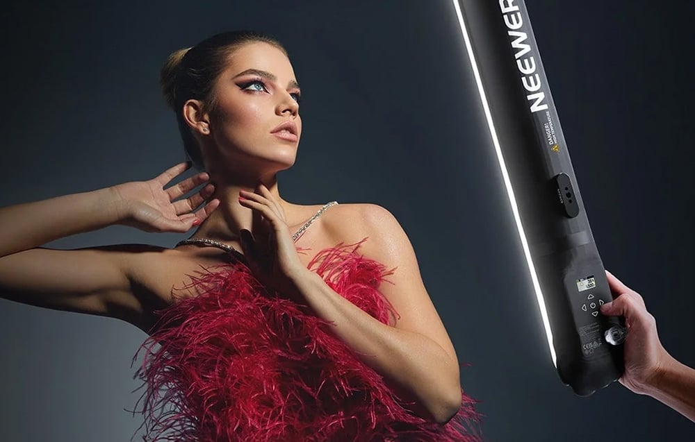 Rankinis LED vamzdinis šviestuvas NEEWER RGB aprašymas - Prekės nuotrauka