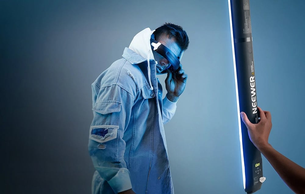 Rankinis LED vamzdinis šviestuvas NEEWER RGB aprašymas - Prekės nuotrauka