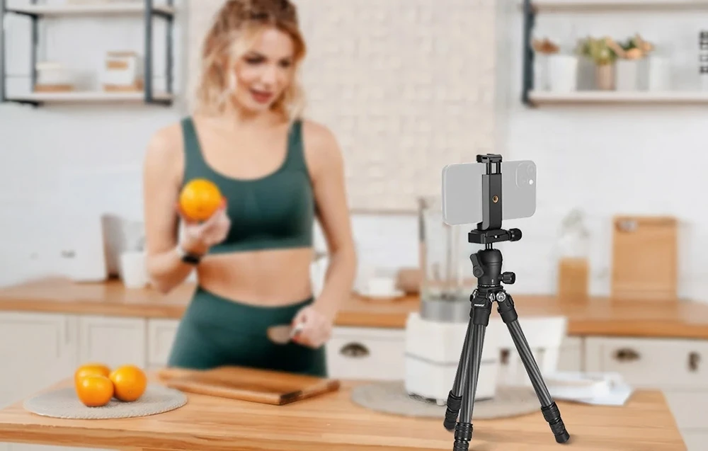 NEEWER TP09 50 cm Carbon Fiber Mini Tripod aprašymas - Prekės nuotrauka