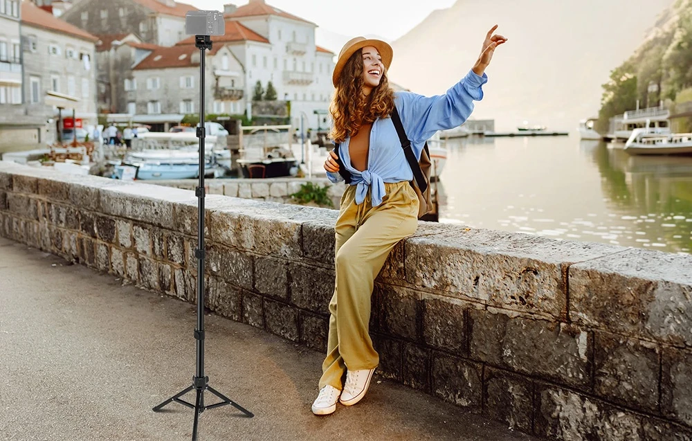 NEEWER TS03N 167cm Universal Tripod for Smartphones and Cameras aprašymas - Prekės nuotrauka