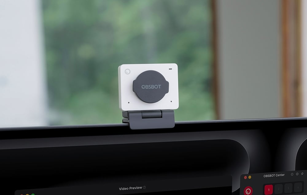 obsbot-meet-2-webcam-white