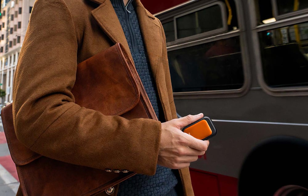 Ocoopa UT4 Young 2x2500 mAh rankų šildytuvas, USB-C, juoda ir oranžinė aprašymas - Prekės nuotrauka