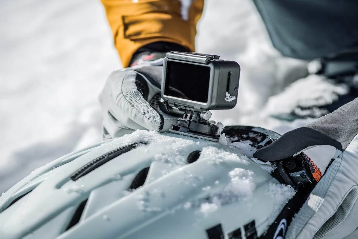 DJI Osmo Action Adhesive Mount Kit aprašymas - Prekės nuotrauka