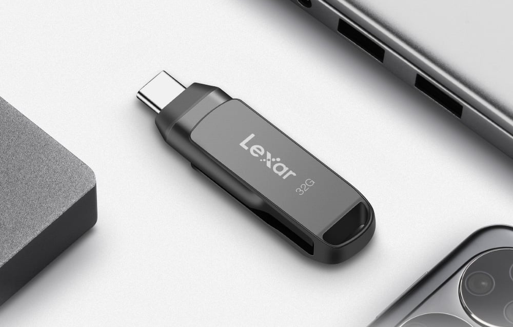 Lexar | 2 viename USB atmintinė, kurios skaitymo greitis siekia 100 MB/s | „JumpDrive Dual Drive D400“ | 32 GB | C ir A tipo USB 3.1 | Pilkas aprašymas - Prekės nuotrauka