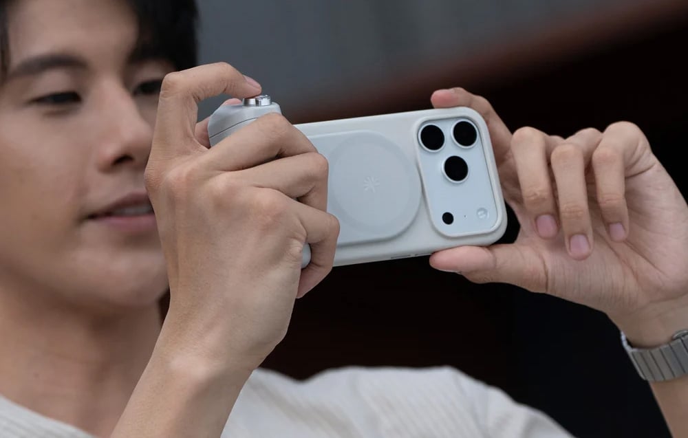 Mobiliojo telefono priedas - PGYTECH MagCam 2 Grip (3000 mAh, Bluetooth, Misty Gray) aprašymas - Prekės nuotrauka