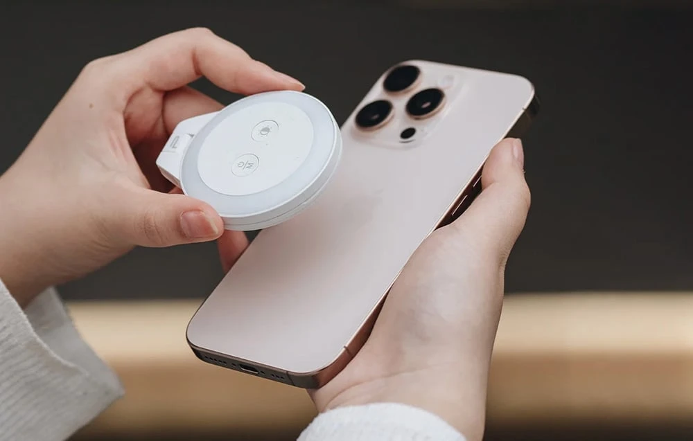 PGYTech MagGlow telefono lempa (pilka) aprašymas - Prekės nuotrauka PGYTech MagGlow telefono lempa (pilka) aprašymas - Prekės nuotrauka