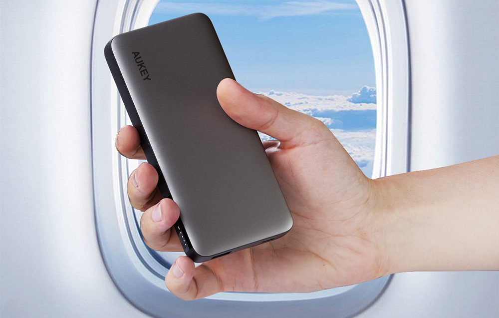 Powerbank Aukey PB-Y41, 10 000 mAh, 30 W (pilka) aprašymas - Prekės nuotrauka Powerbank Aukey PB-Y41, 10 000 mAh, 30 W (pilka) aprašymas - Prekės nuotrauka