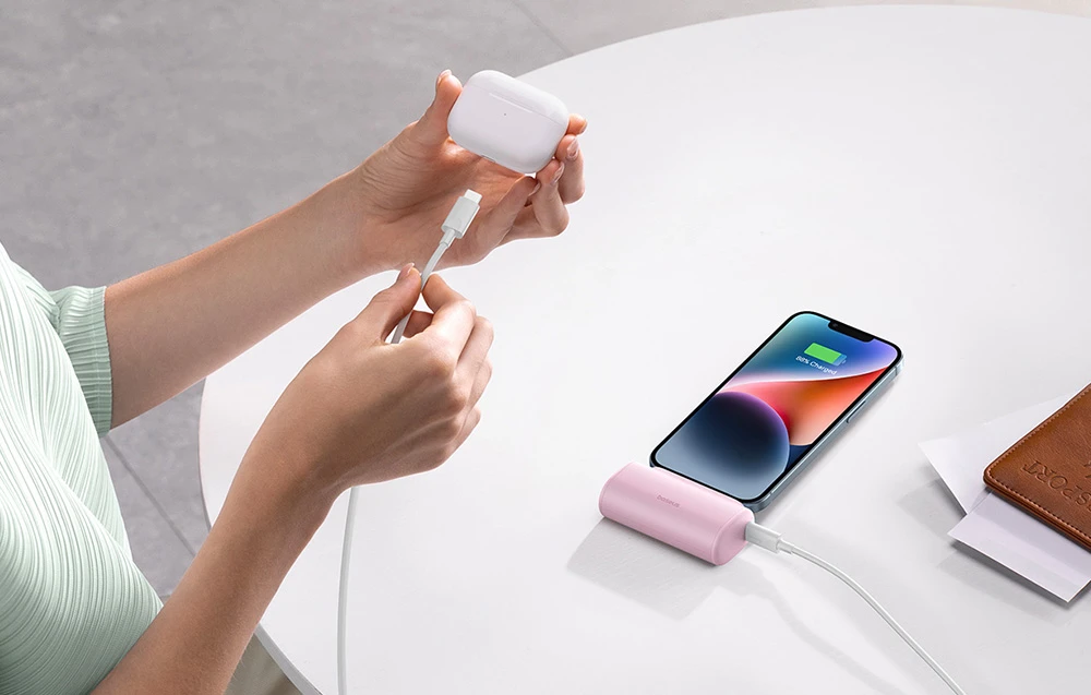Powerbank OS-Baseus Compact IP 5000mAh 20W (rožinė) aprašymas - Prekės nuotrauka Powerbank OS-Baseus Compact IP 5000mAh 20W (rožinė) aprašymas - Prekės nuotrauka
