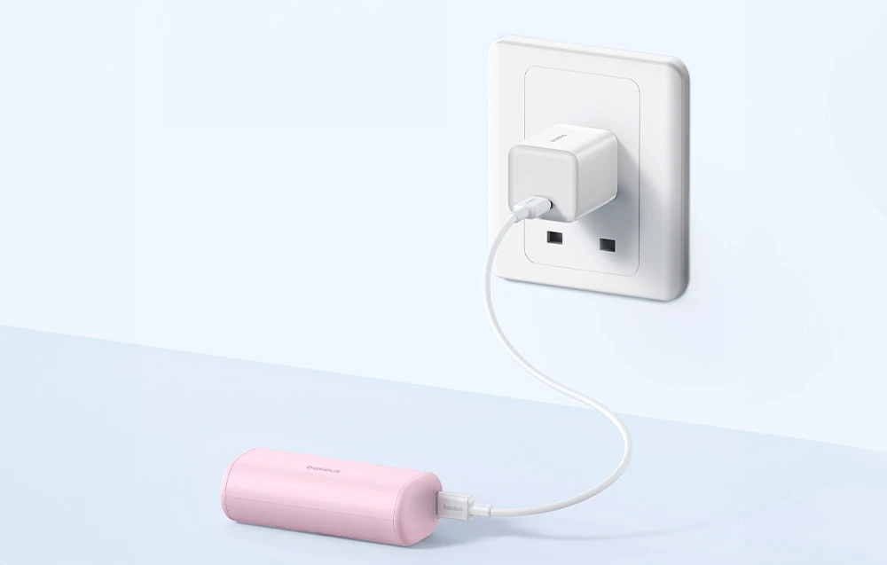 Powerbank OS-Baseus Compact IP 5000mAh 20W (rožinė) aprašymas - Prekės nuotrauka Powerbank OS-Baseus Compact IP 5000mAh 20W (rožinė) aprašymas - Prekės nuotrauka