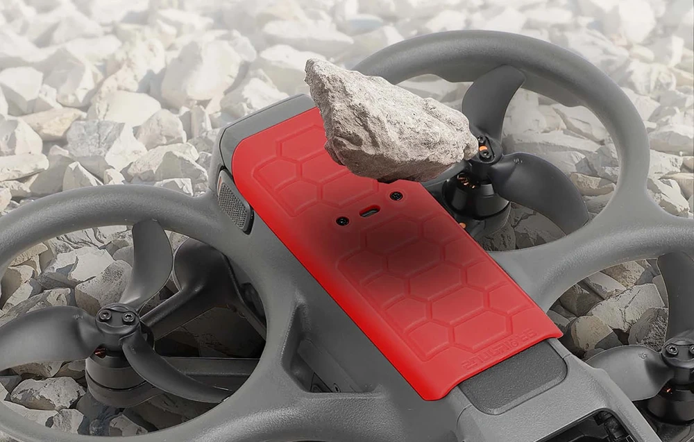 Apsauginis galinis dangtelis SUNNYLIFE skirtas DJI Avata 2 - raudonas aprašymas - Prekės nuotrauka Apsauginis galinis dangtelis SUNNYLIFE skirtas DJI Avata 2 - raudonas aprašymas - Prekės nuotrauka