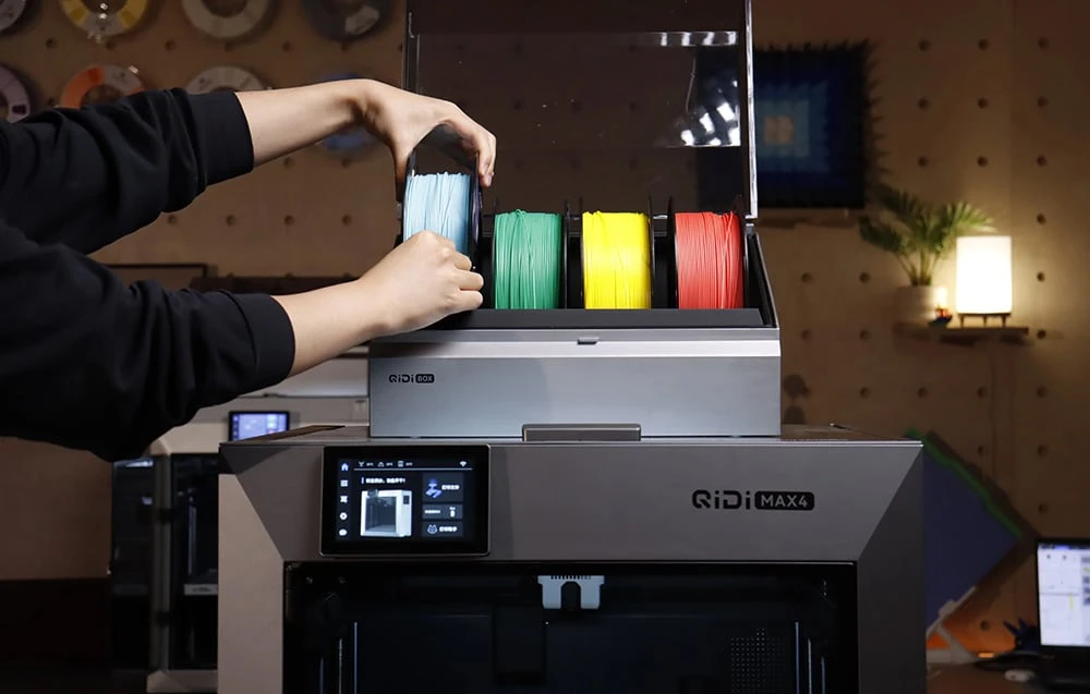 QIDI Max 4 Combo 3D spausdintuvas aprašymas - Prekės nuotrauka QIDI Max 4 Combo 3D spausdintuvas aprašymas - Prekės nuotrauka