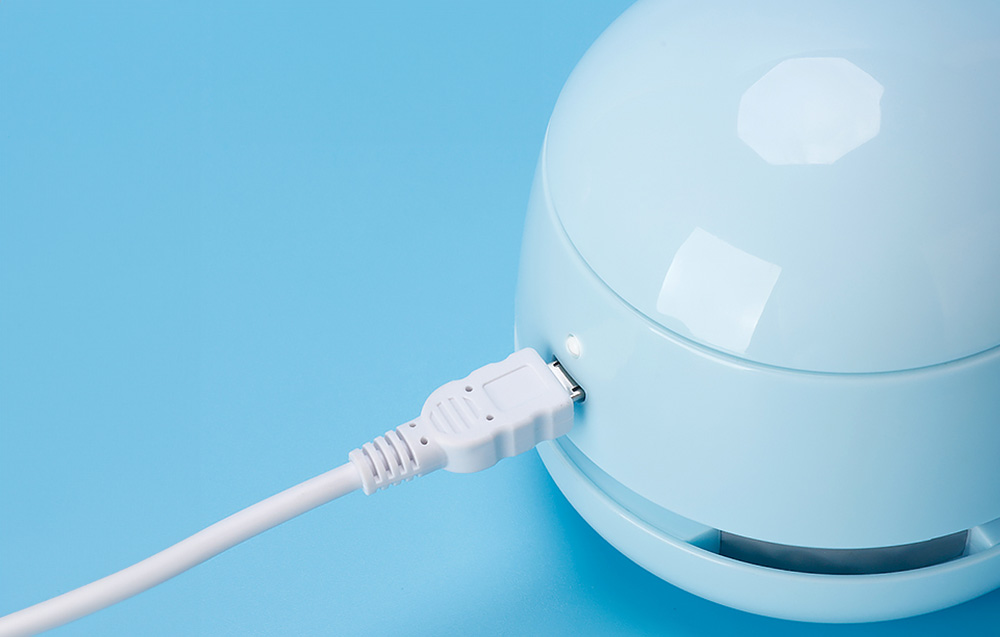 įkraunamas-mini-siurblys-stalinis-valiklis