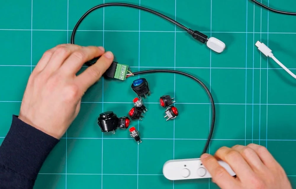 Shelly Micro USB į 5 Terminal Add-on aprašymas - Prekės nuotrauka