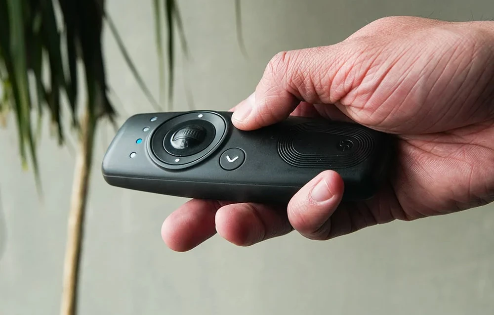 Shelly BLU Remote Control ZB, Bluetooth + Zigbee nuotolinio valdymo pultas, juodas aprašymas - Prekės nuotrauka