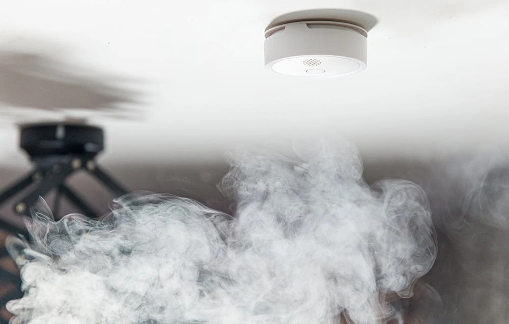 Shelly Plus Smoke Wifi dūmų sensorius / sirena aprašymas - Prekės nuotrauka