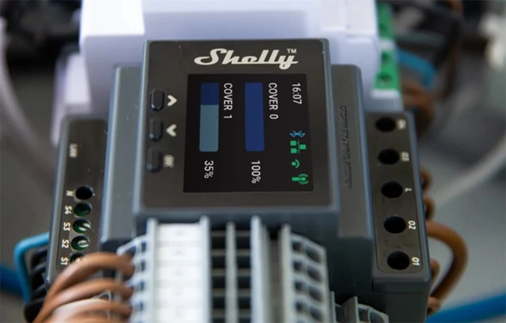 Shelly PRO PM Dual Wifi LAN dviejų roletų žaliuzių valdiklis aprašymas - Prekės nuotrauka Shelly PRO PM Dual Wifi LAN dviejų roletų žaliuzių valdiklis aprašymas - Prekės nuotrauka