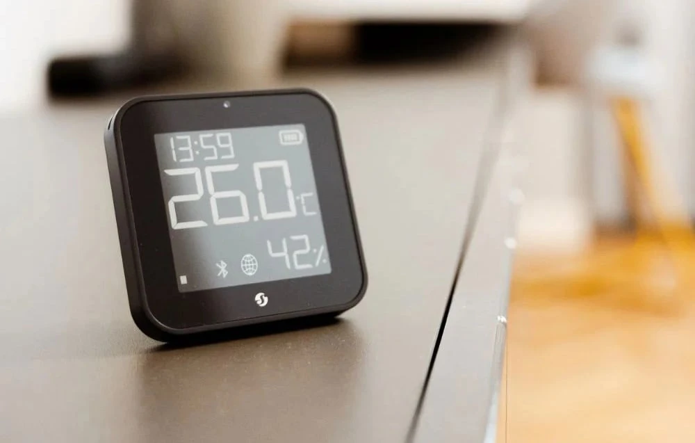 Shelly BLU H&T Ekranas ZB temperatūros, drėgmės, LUX sensorius, Bluetooth, Zigbee, Juodas aprašymas - Prekės nuotrauka