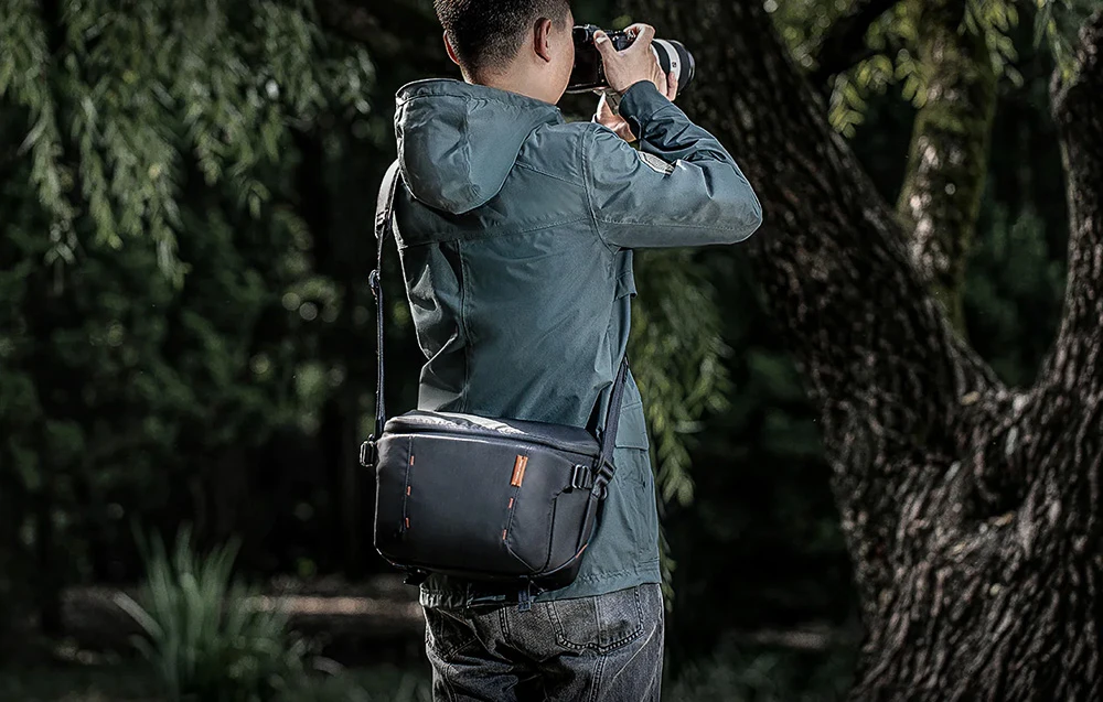 Krepšys per petį PGYTECH OneMo Sling 11L (tarpas juodas) aprašymas - Prekės nuotrauka
