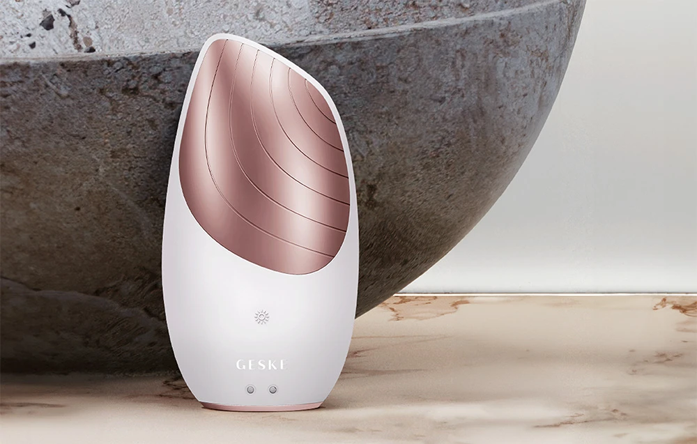 Geske „Sonic Thermo Facial 6 in 1“ veido šveitiklis su programėle (žvaigždžių šviesa) aprašymas - Prekės nuotrauka Geske „Sonic Thermo Facial 6 in 1“ veido šveitiklis su programėle (žvaigždžių šviesa) aprašymas - Prekės nuotrauka