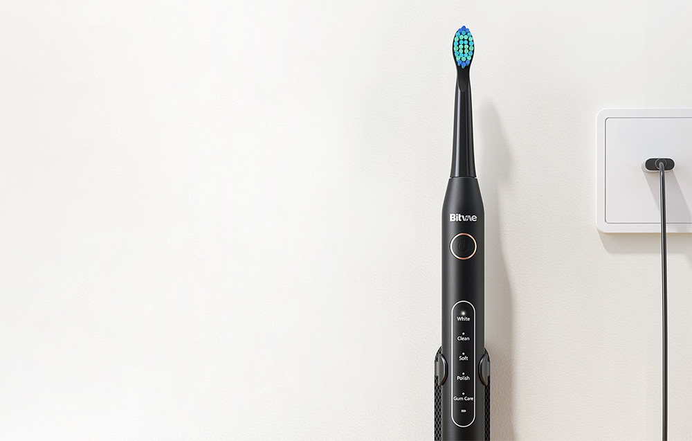 „Sonic“ dantų šepetėlis su antgaliais, skirtas kelionei