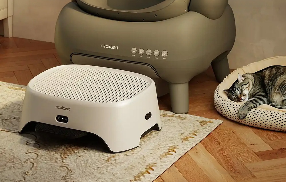 Step for a litter box with the Neakasa AirStep odor absorber aprašymas - Prekės nuotrauka