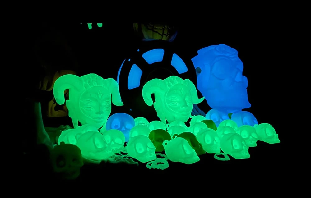 Sunlu PLA Glow-in-the-Dark Filament (Baltas and Mėlyna) aprašymas - Prekės nuotrauka