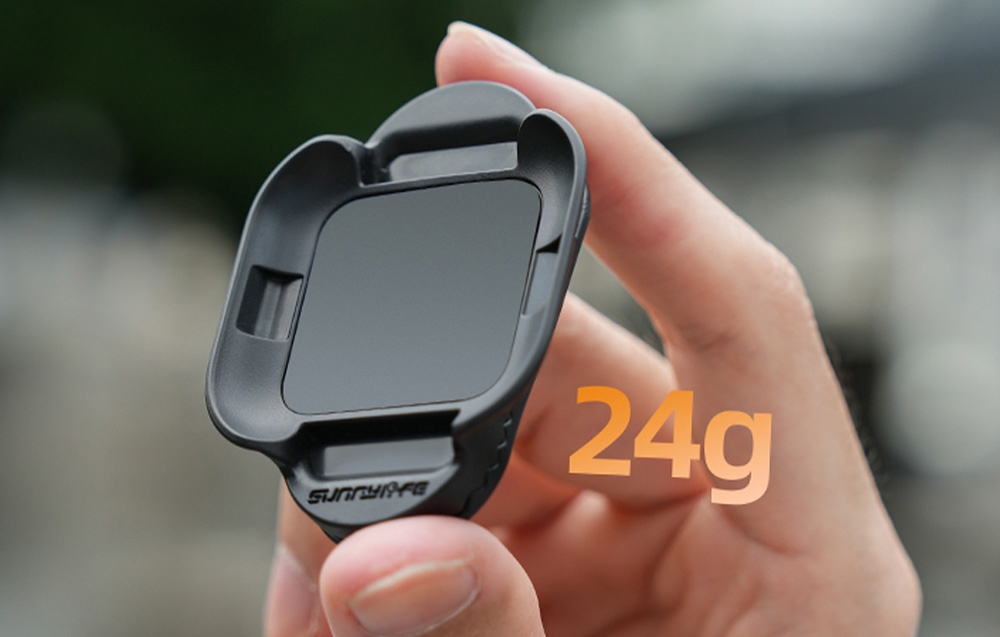 Sunnylife Magnetic Backpack Clip aprašymas - Prekės nuotrauka