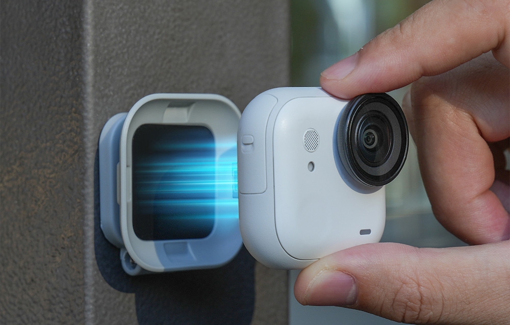 Sunnylife Magnetic Vertical/Horizontal Mount for Insta360 GO Ultra aprašymas - Prekės nuotrauka