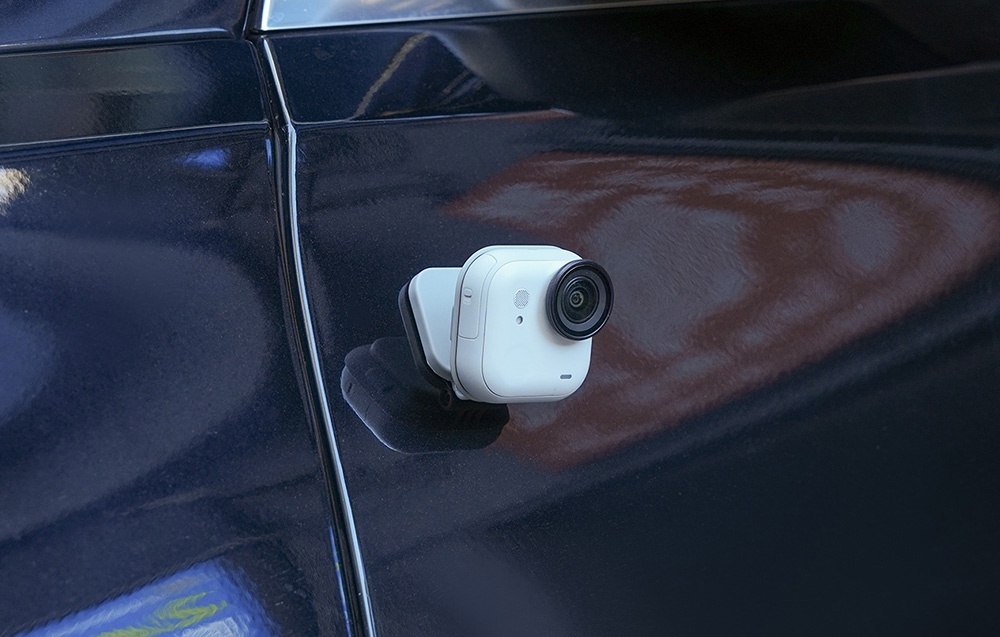 Sunnylife Magnetic Vertical/Horizontal Mount for Insta360 GO Ultra aprašymas - Prekės nuotrauka