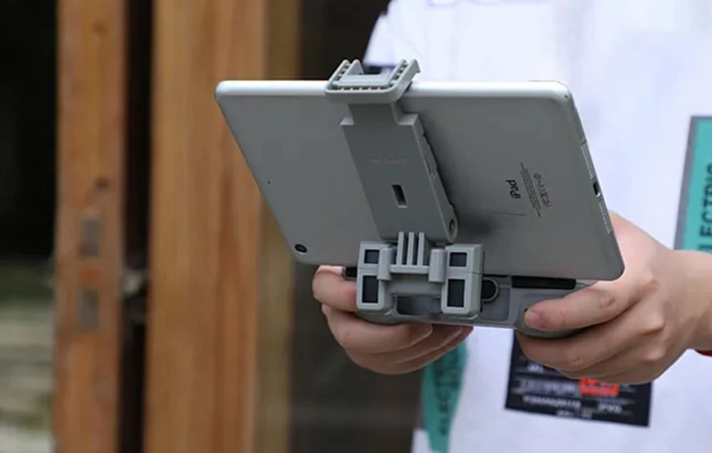 Sulankstomas planšetinio kompiuterio laikiklis Sunnylife skirtas DJI RC-N1 valdikliui (ZJ508) aprašymas - Prekės nuotrauka