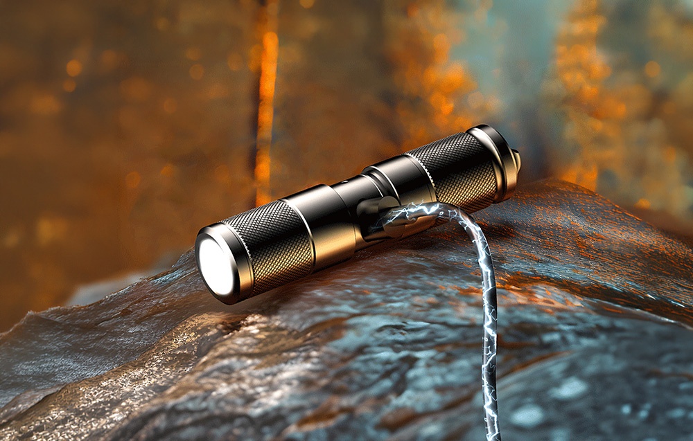 Superfire USB-C Flashlight EF02 aprašymas - Prekės nuotrauka