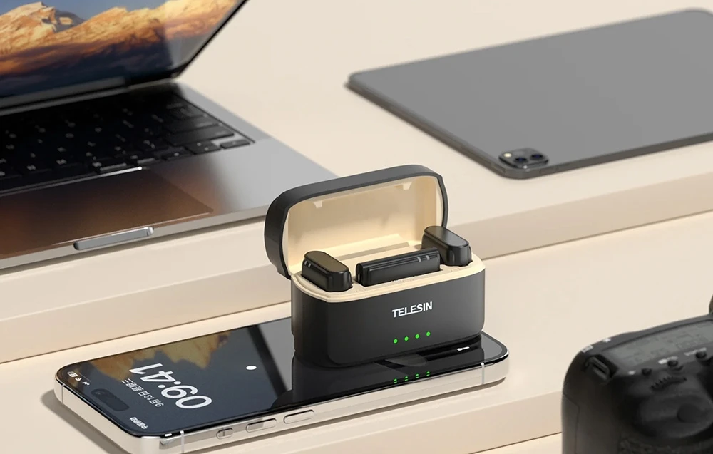 TELESIN belaidis mikrofonas su kaklaraiščiu + išorinė baterija telefonams (USB-C) aprašymas - Prekės nuotrauka TELESIN belaidis mikrofonas su kaklaraiščiu + išorinė baterija telefonams (USB-C) aprašymas - Prekės nuotrauka