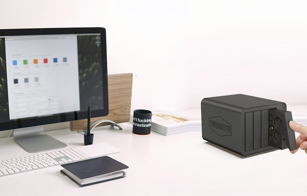 Serveris TERRAMASTER D4-320 4bay Gehäuse, USB3.2, 10Gbps, Diskless aprašymas - Prekės nuotrauka Serveris TERRAMASTER D4-320 4bay Gehäuse, USB3.2, 10Gbps, Diskless aprašymas - Prekės nuotrauka