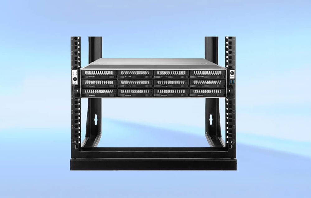 „TERRAMASTER U12-500 Plus NAS“ failų serveris, „Intel Core i7-1255U“, 16 GB RAM, 12 lizdų aprašymas - Prekės nuotrauka „TERRAMASTER U12-500 Plus NAS“ failų serveris, „Intel Core i7-1255U“, 16 GB RAM, 12 lizdų aprašymas - Prekės nuotrauka