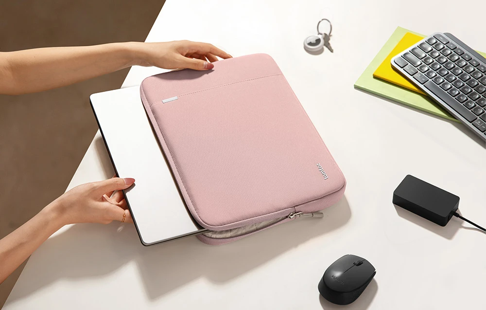 Tomtoc 14" Defender-A13 laptop case (pink) aprašymas - Prekės nuotrauka Tomtoc 14" Defender-A13 laptop case (pink) aprašymas - Prekės nuotrauka
