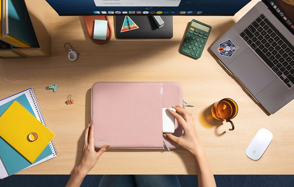 Tomtoc 14" Defender-A13 laptop case (pink) aprašymas - Prekės nuotrauka Tomtoc 14" Defender-A13 laptop case (pink) aprašymas - Prekės nuotrauka