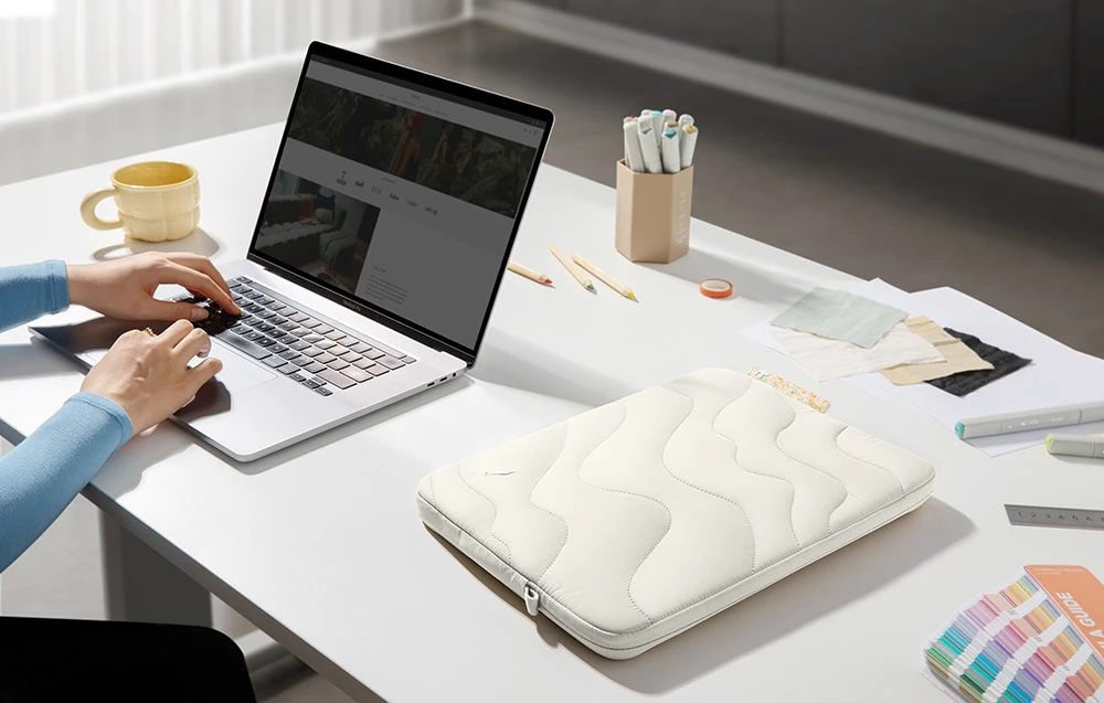 Tomtoc Terra-A27 16'' laptop case (baltas) aprašymas - Prekės nuotrauka Tomtoc Terra-A27 16'' laptop case (baltas) aprašymas - Prekės nuotrauka