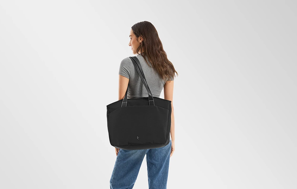 TOMTOC Versatile-T23 15.6-inch/18L Nešiojamas kompiuteris Bag (Juodas) aprašymas - Prekės nuotrauka