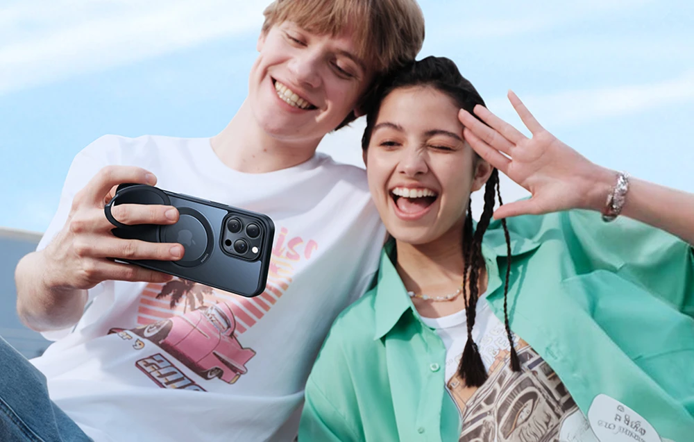 Torras Ostand Pro dėklas, skirtas iPhone 16 ProMax (juodas aprašymas - Prekės nuotrauka Torras Ostand Pro dėklas, skirtas iPhone 16 ProMax (juodas aprašymas - Prekės nuotrauka