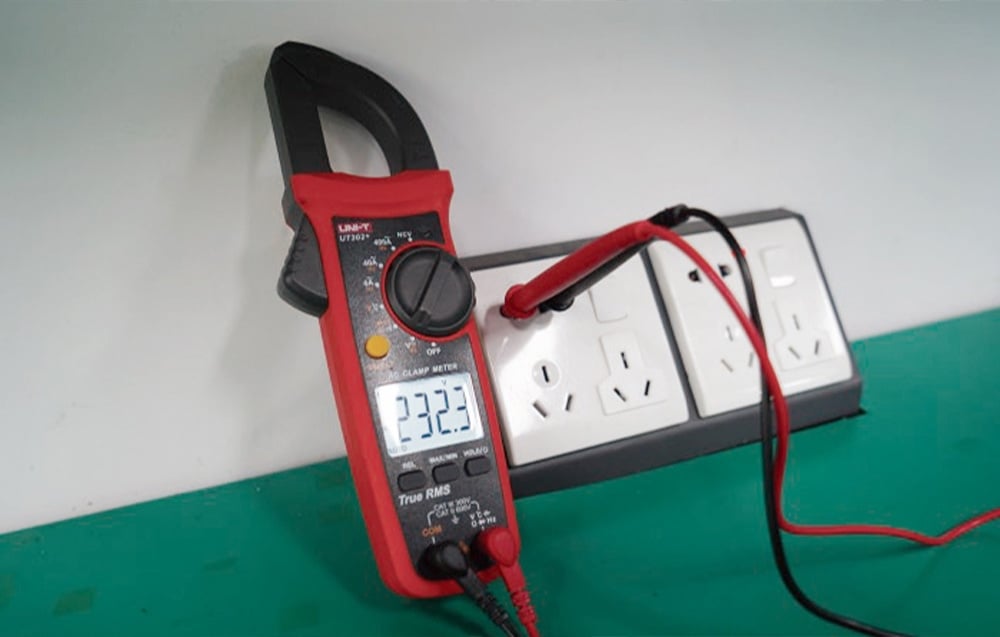 Uni-t Srovės matavimo replės UT202F,TRMS, NCV, 28mm, 600A, 600V AC/DC, su dažnio ir talpos matavimu aprašymas - Prekės nuotrauka