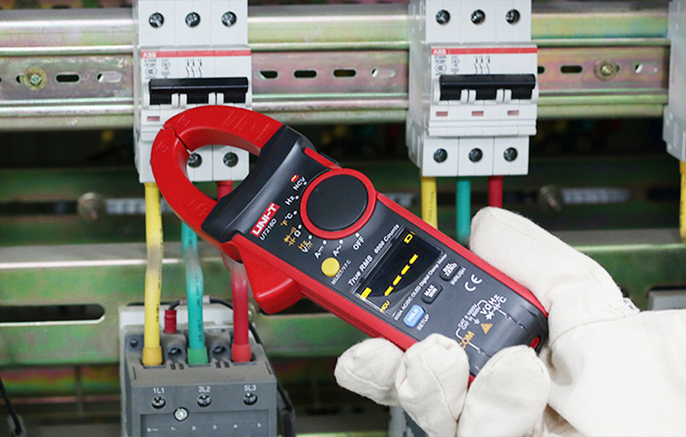 Uni-T UT216A Digital Clamp Meter aprašymas - Prekės nuotrauka Uni-T UT216A Digital Clamp Meter aprašymas - Prekės nuotrauka