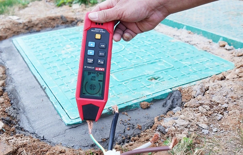 Uni-t Kabelių ieškilis, AC/DC 8~480V, įtampos aptikimo gyllis iki 0.4m, NCV voltage range: 80V ~ 1000V aprašymas - Prekės nuotrauka